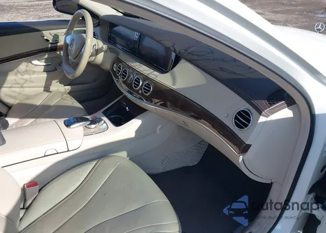 2017 Mercedes-Benz S 550 z USA, uszkodzony, nr VIN WDDUG8CB6HA313302